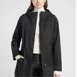 Athleta Lakeview RainOut Parka